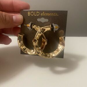 BOLD elements Shiny Gold Hammered Hoop Earrings